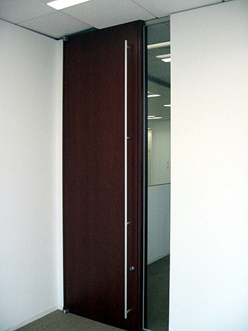 オフィスドア