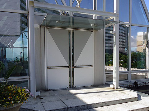 チャペル用ドア